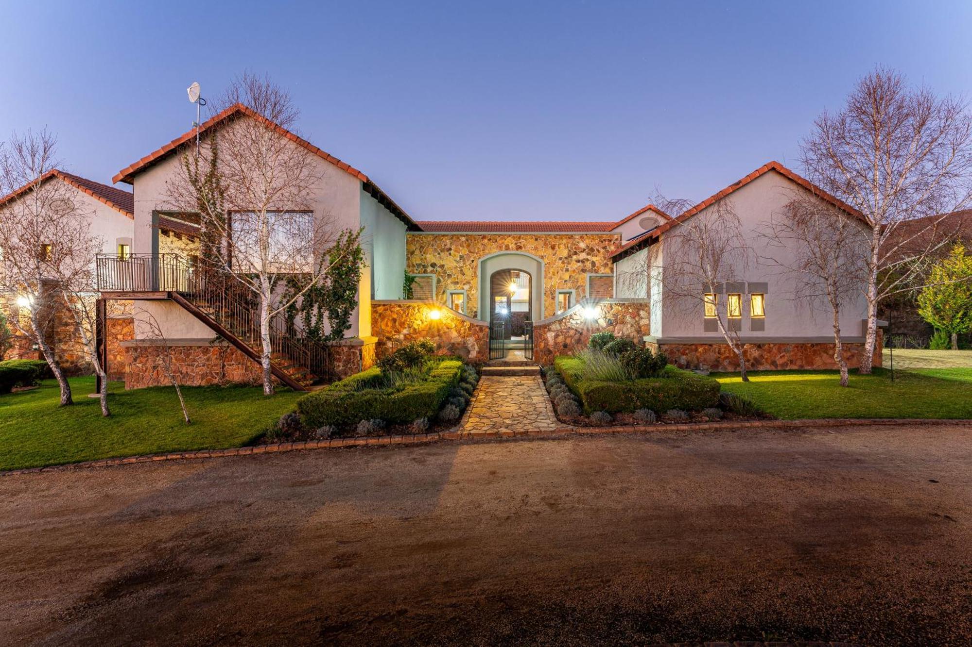 הוילה ליידנבורח Mount High Luxury Country Estate מראה חיצוני תמונה